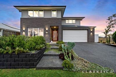 /international/au/23-petaltail-street-chisholm-nsw-150531156/