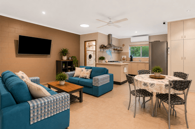/international/au/1-7-deshon-street-whitfield-qld-151453356/