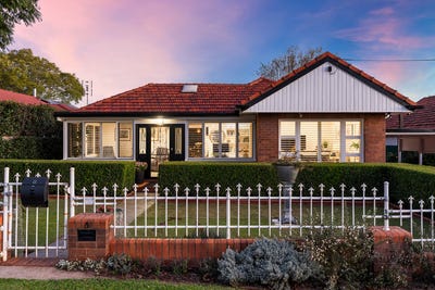 /international/au/8-drummond-street-rangeville-qld-151321536/