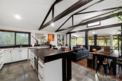 /international/au/46-48-great-ocean-road-lavers-hill-vic-148521300/