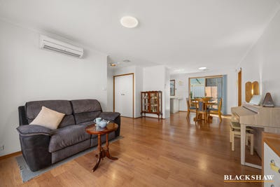 /international/au/14-84-wanganeen-avenue-ngunnawal-act-150978432/