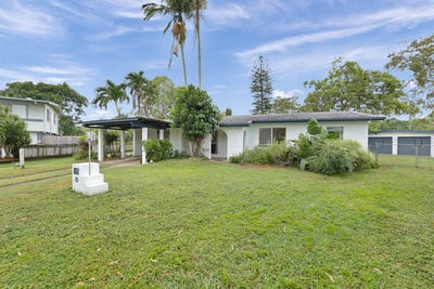 /international/au/10-tasman-court-andergrove-qld-150941488/