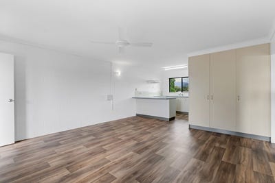 /international/au/9-15-17-earl-street-westcourt-qld-150983036/