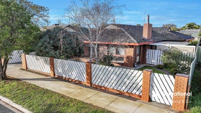 /international/au/4-mckenzie-street-echuca-vic-148538556/?lang=en