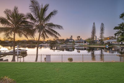 /international/au/16-weatherly-avenue-mermaid-waters-qld-148443292/?lang=fr
