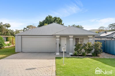 /international/au/18-millen-street-mount-nasura-wa-148448104/