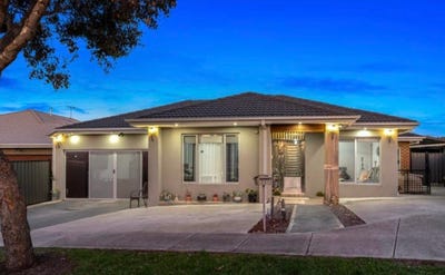 /international/au/23-euphoria-street-craigieburn-vic-148617976/