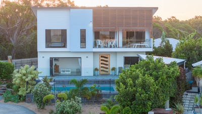 /international/au/6-seaview-court-agnes-water-qld-150954424/