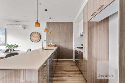 /international/au/9-35-princeton-terrace-bundoora-vic-151644080/
