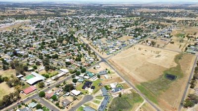 /international/au/1-bogan-gate-road-forbes-nsw-504931496/?lang=en
