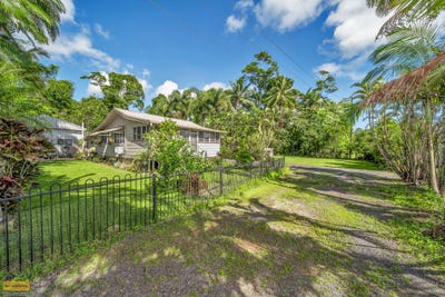 /international/au/65-meuanbah-road-bombeeta-qld-150800736/