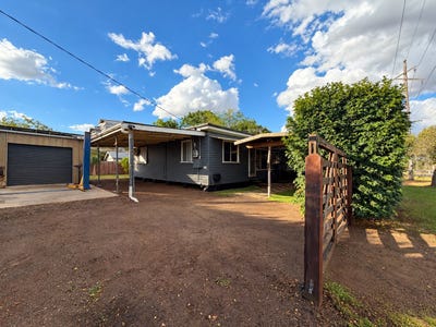 /international/au/18b-orpen-street-dalby-qld-152597352/