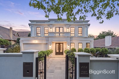 /international/au/124-prospect-hill-road-canterbury-vic-150995260/
