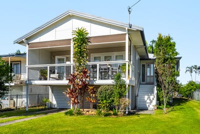 /international/au/4-howard-street-maclean-nsw-151436080/