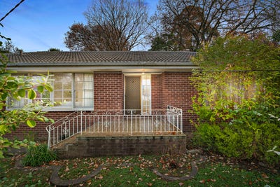 /international/au/85-winyard-drive-mooroolbark-vic-151510812/