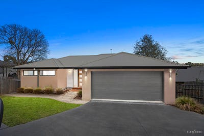 /international/au/16a-cobden-crescent-lilydale-vic-148399004/