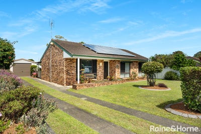 /international/au/62-shoalhaven-heads-road-shoalhaven-heads-nsw-152603276/