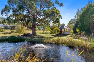 /international/au/17-fords-road-clarence-town-nsw-148411336/