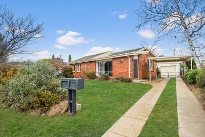 /international/au/5-heaton-place-downer-act-151511364/