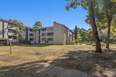 /international/au/24-81-memorial-avenue-liverpool-nsw-151490256/
