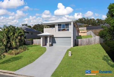 /international/au/17-oakwood-street-pimpama-qld-151003108/