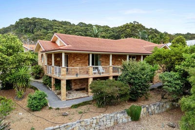 /international/au/71-silky-oak-drive-caves-beach-nsw-149761396/