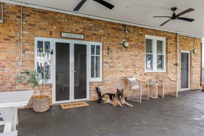 /international/au/303-clarence-town-road-woodville-nsw-700403304/