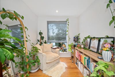/international/au/6-17-ashley-drive-wanniassa-act-151255260/