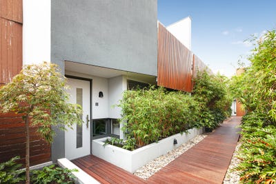/international/au/2-130-princes-street-port-melbourne-vic-150904672/
