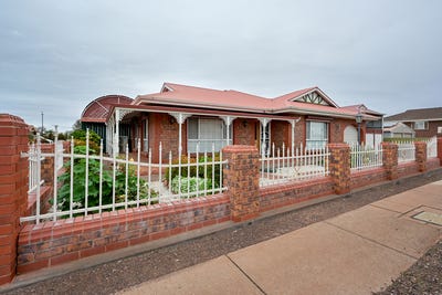 /international/au/9-brimage-street-whyalla-sa-148531832/