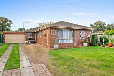 /international/au/6-phar-lap-close-mill-park-vic-151292716/