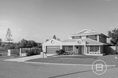 /international/au/21-bluewater-rise-mullaloo-wa-151423000/