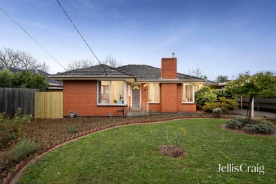 /international/au/11-birkenhead-drive-kilsyth-vic-151370400/