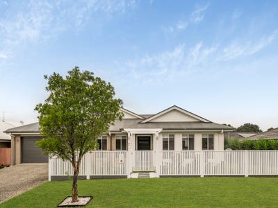 /international/au/7-yarrow-circuit-griffin-qld-151340096/