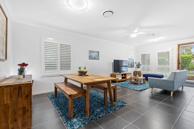 /international/au/27a-johnston-avenue-kirrawee-nsw-151016124/