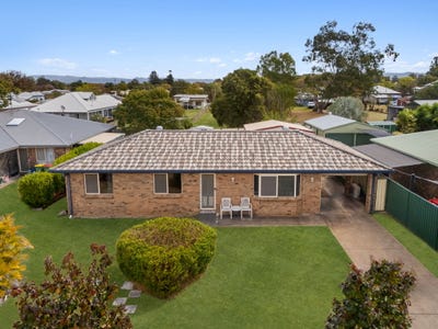/international/au/40-dellvene-crescent-rosewood-qld-152394344/