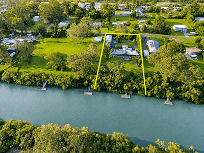 /international/au/135-139-albert-street-eagleby-qld-150746800/