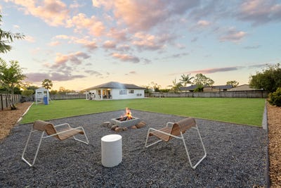 /international/au/11-john-francis-court-alice-river-qld-148447240/