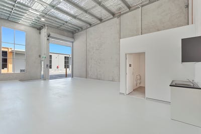 /international/au/19-narabang-way-belrose-nsw-505152308/