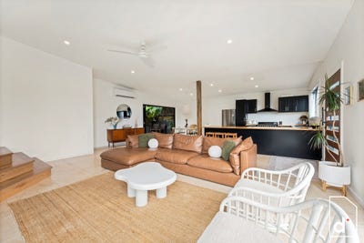 /international/au/31-armagh-parade-thirroul-nsw-148412124/