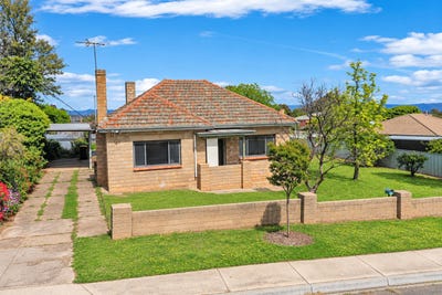 /international/au/60-fisher-street-stawell-vic-152661916/