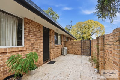 /international/au/2-98a-carthage-street-east-tamworth-nsw-151412572/
