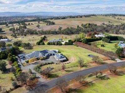 /international/au/241-hartwood-avenue-robin-hill-nsw-151270468/