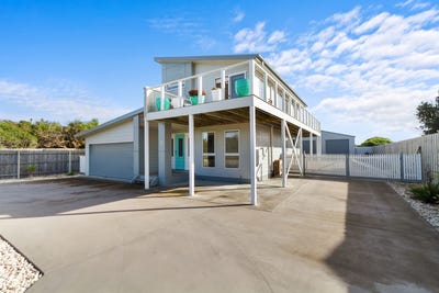 /international/au/5-shoreline-drive-seaspray-vic-148436600/