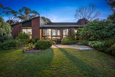 /international/au/11-teal-avenue-ballarat-north-vic-151203964/