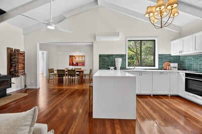 /international/au/7a-karragata-court-tallebudgera-qld-150545800/