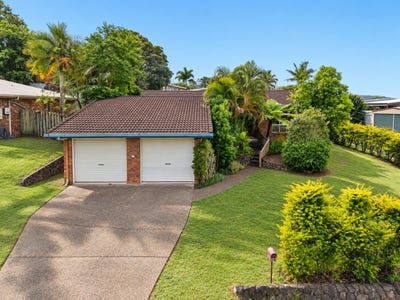 /international/au/16-lachlan-avenue-nambour-qld-152659148/