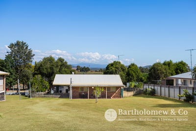 /international/au/21-wiss-street-kalbar-qld-150949064/