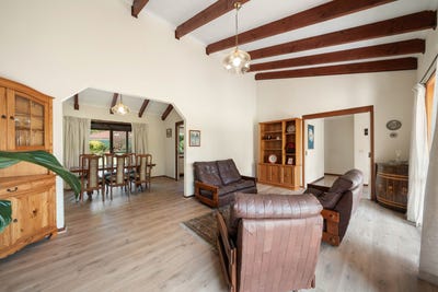 /international/au/2-bromby-street-isaacs-act-152563660/