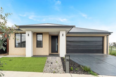 /international/au/76-palm-circuit-beveridge-vic-152553824/